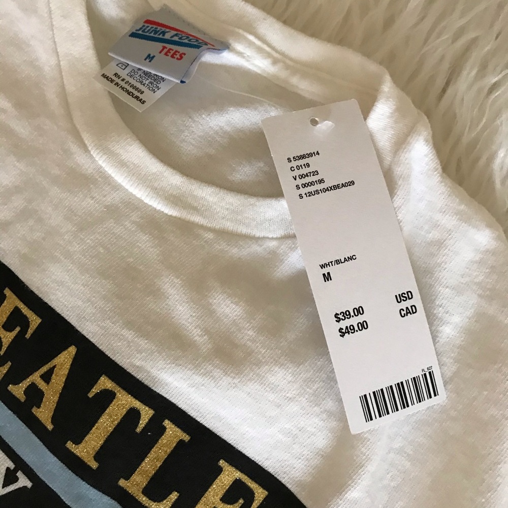 NWT Urban Outfitters Band Tee - Picture 2 of 2